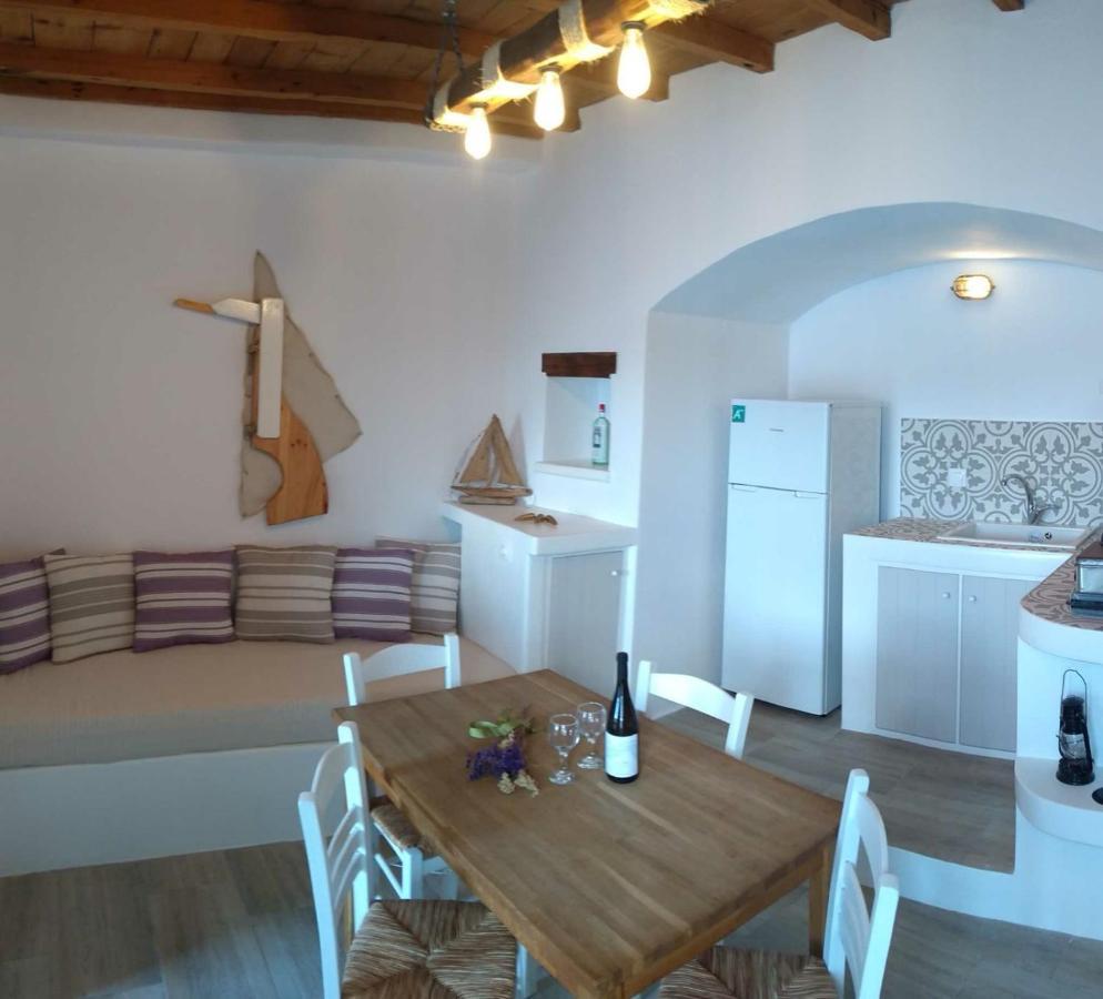 Milos By The Sea - Eco House Plaka  Экстерьер фото