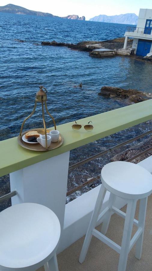 Milos By The Sea - Eco House Plaka  Экстерьер фото