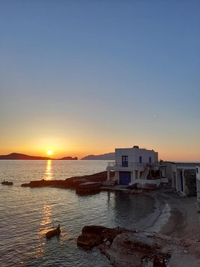 Milos By The Sea - Eco House Plaka  Экстерьер фото